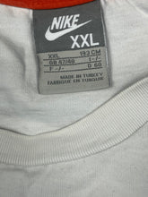 Load image into Gallery viewer, vintage Nike t-shirt {XXL}
