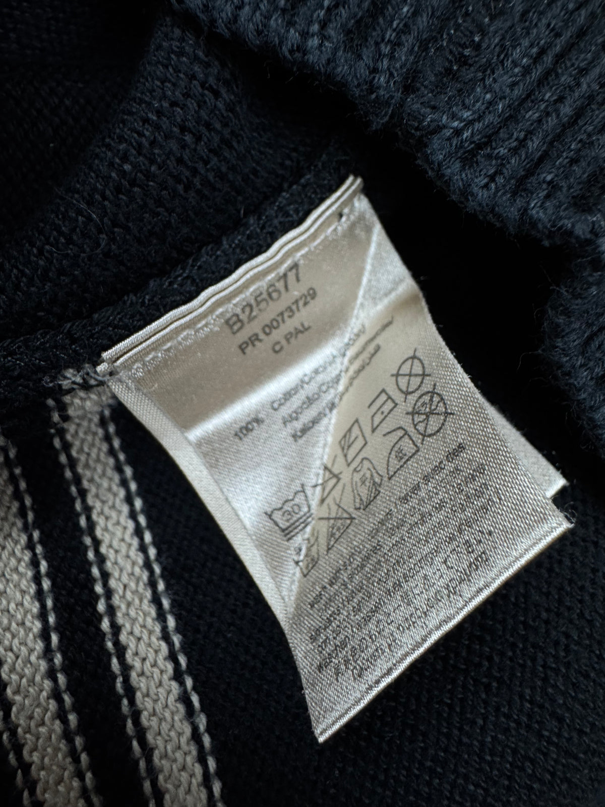 vintage Burberry knittedsweater {XS}