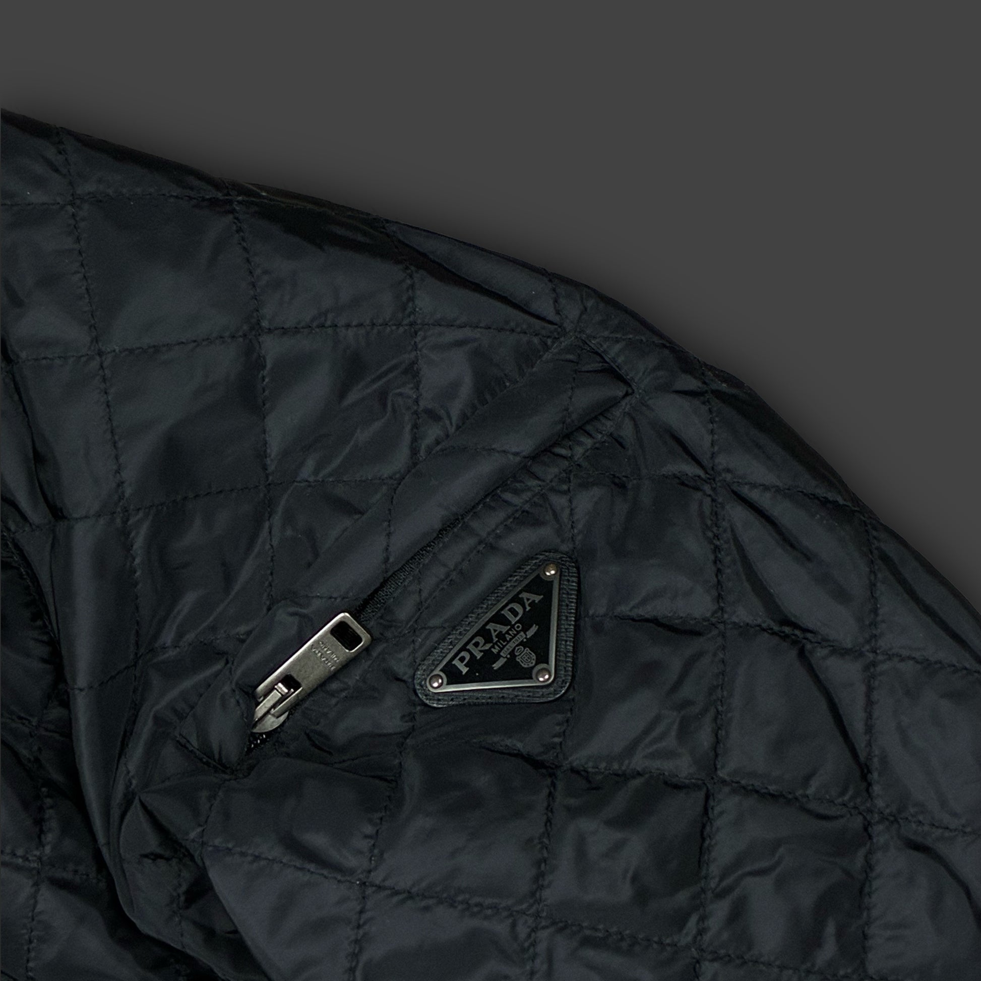vintage Prada pufferjacket {M}