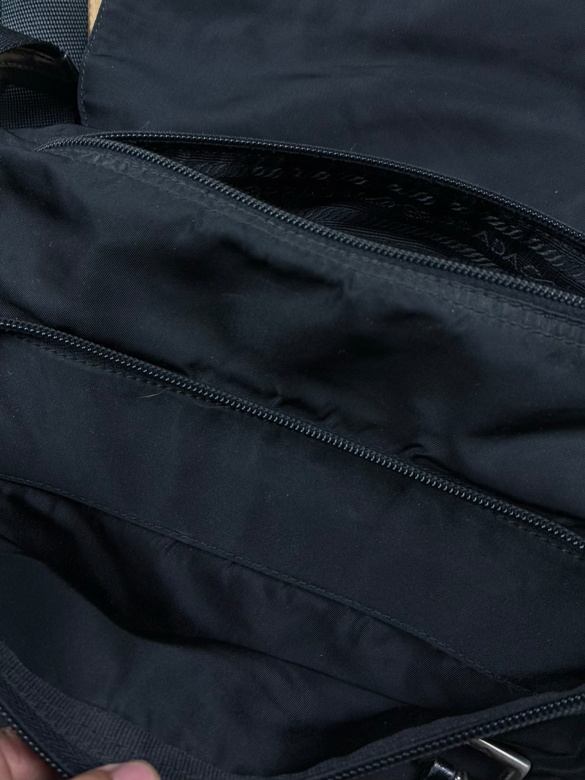 vintage Prada messengerbag