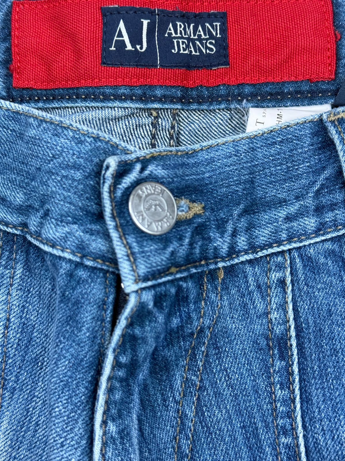 vintage Armani jeans {M}