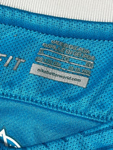 Cargar imagen en el visor de la galería, vintage Nike Zenit Saint Petersburg 2015-2016 home jersey {S}
