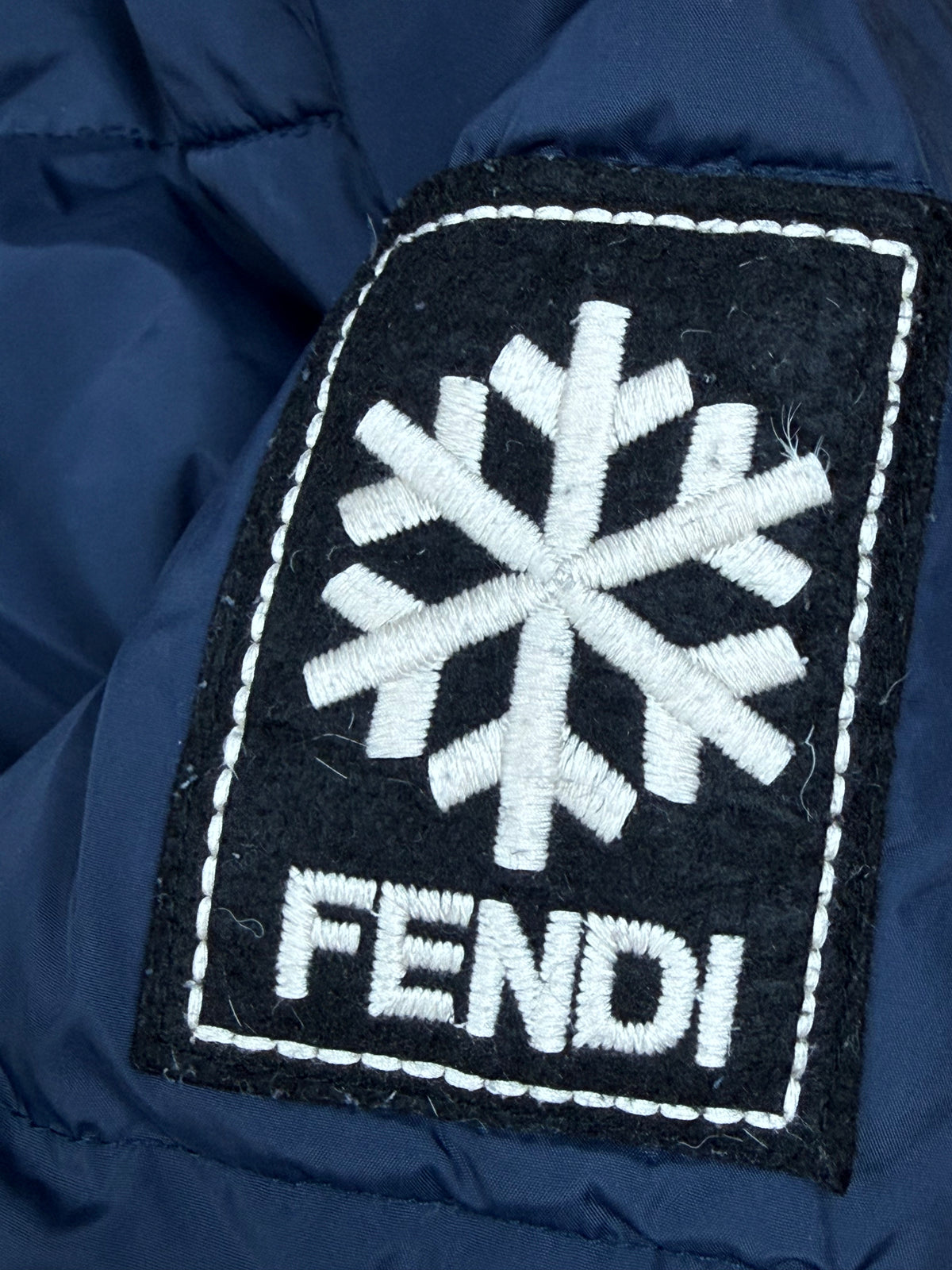 vintage Fendi winterjacket {S}