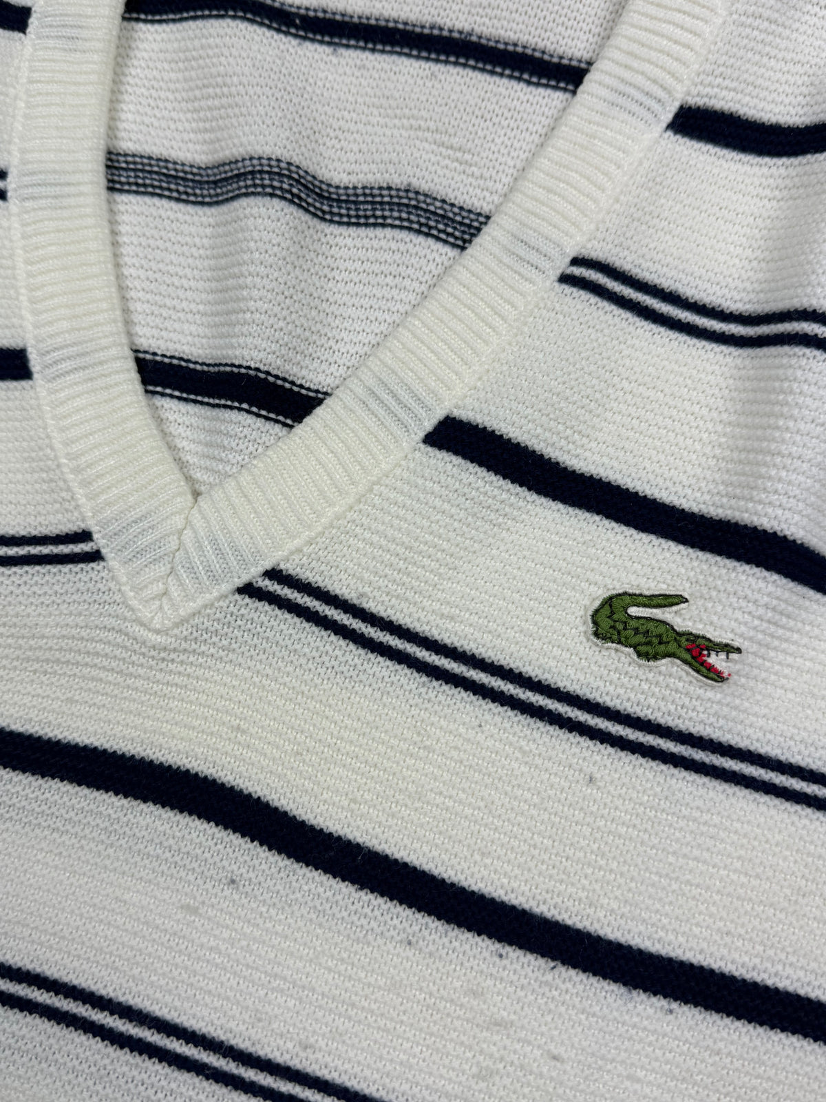 vintage Lacoste vest {M}