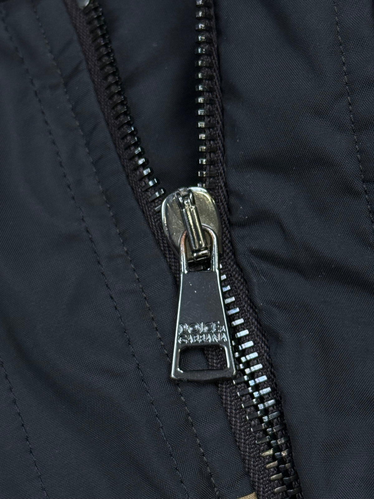 vintage Dolce & Gabbana windbreaker {L}