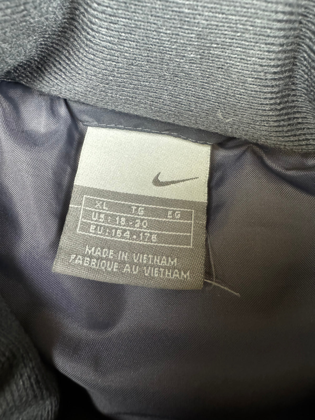vintage Nike vest {S}