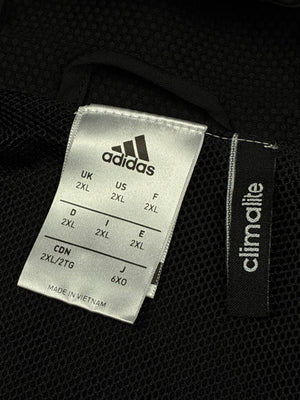 black Adidas Juventus Turin windbreaker {XXL}