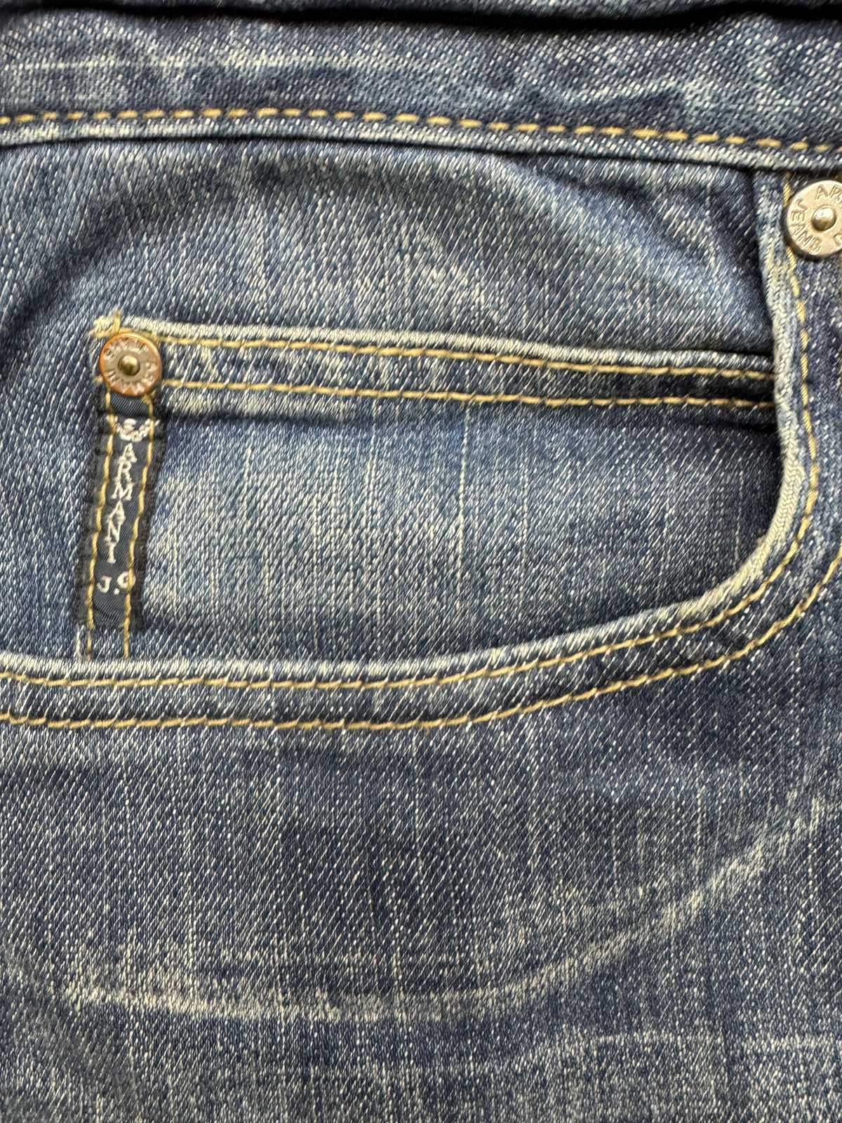 vintage Armani jeans {S}