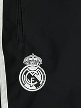 Carregar imagem no visualizador da galeria, vintage Adidas Real Madrid trackpants {XL}
