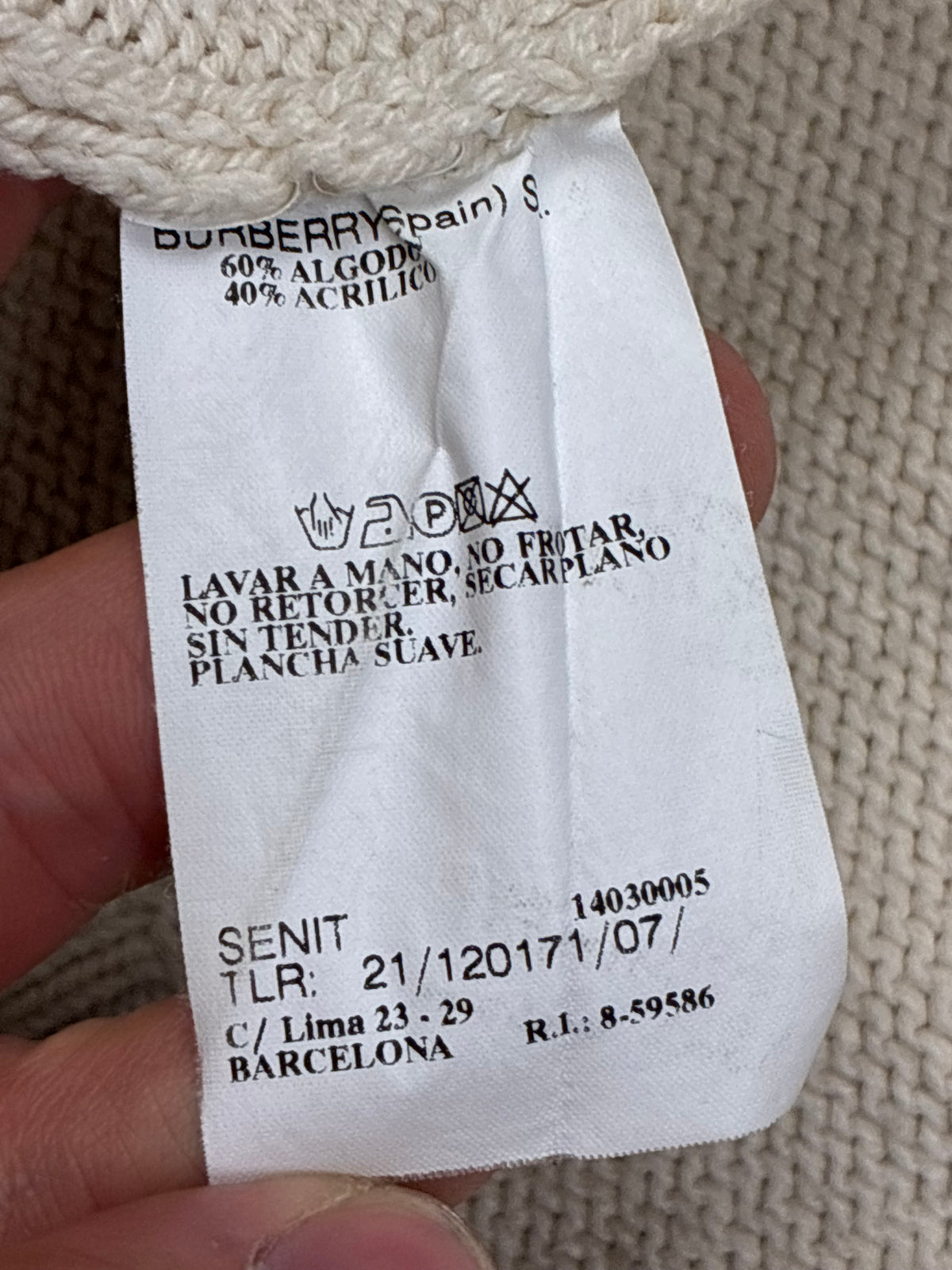 vintage Burberry sweatjacket {XL}