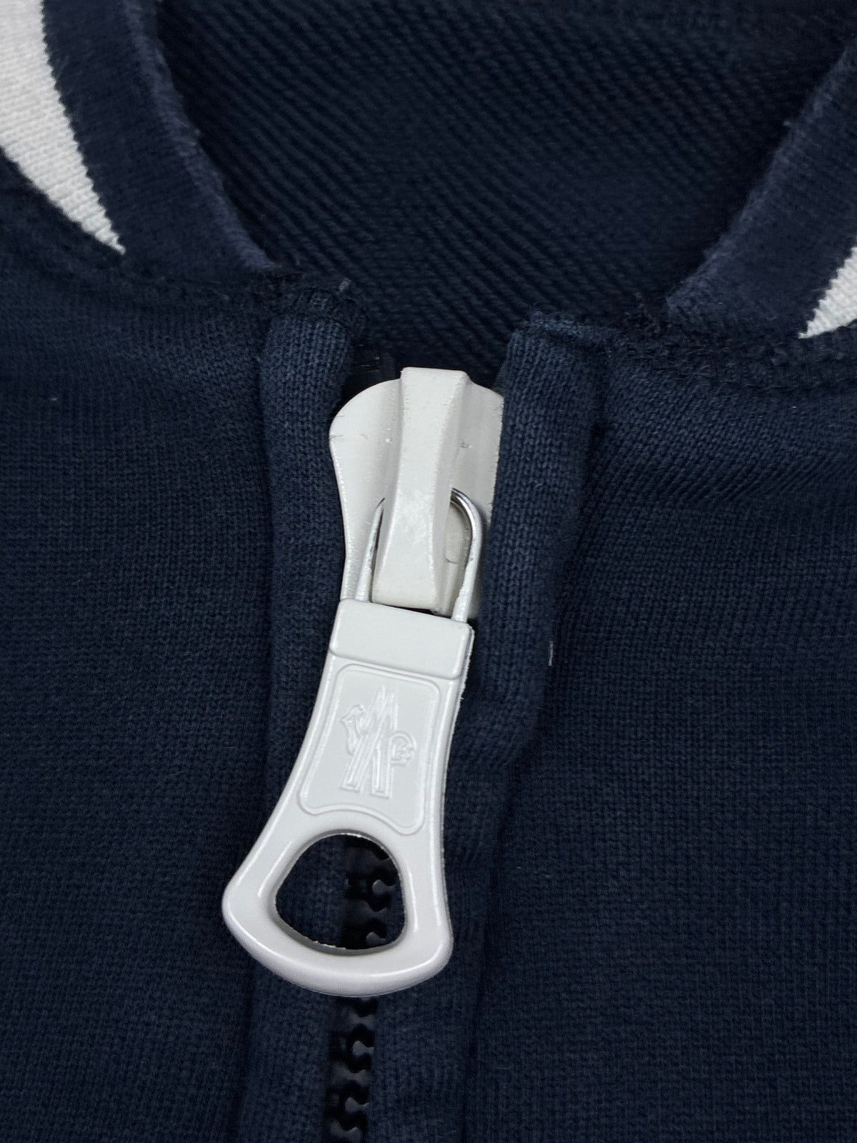vintage Moncler sweatjacket {M}