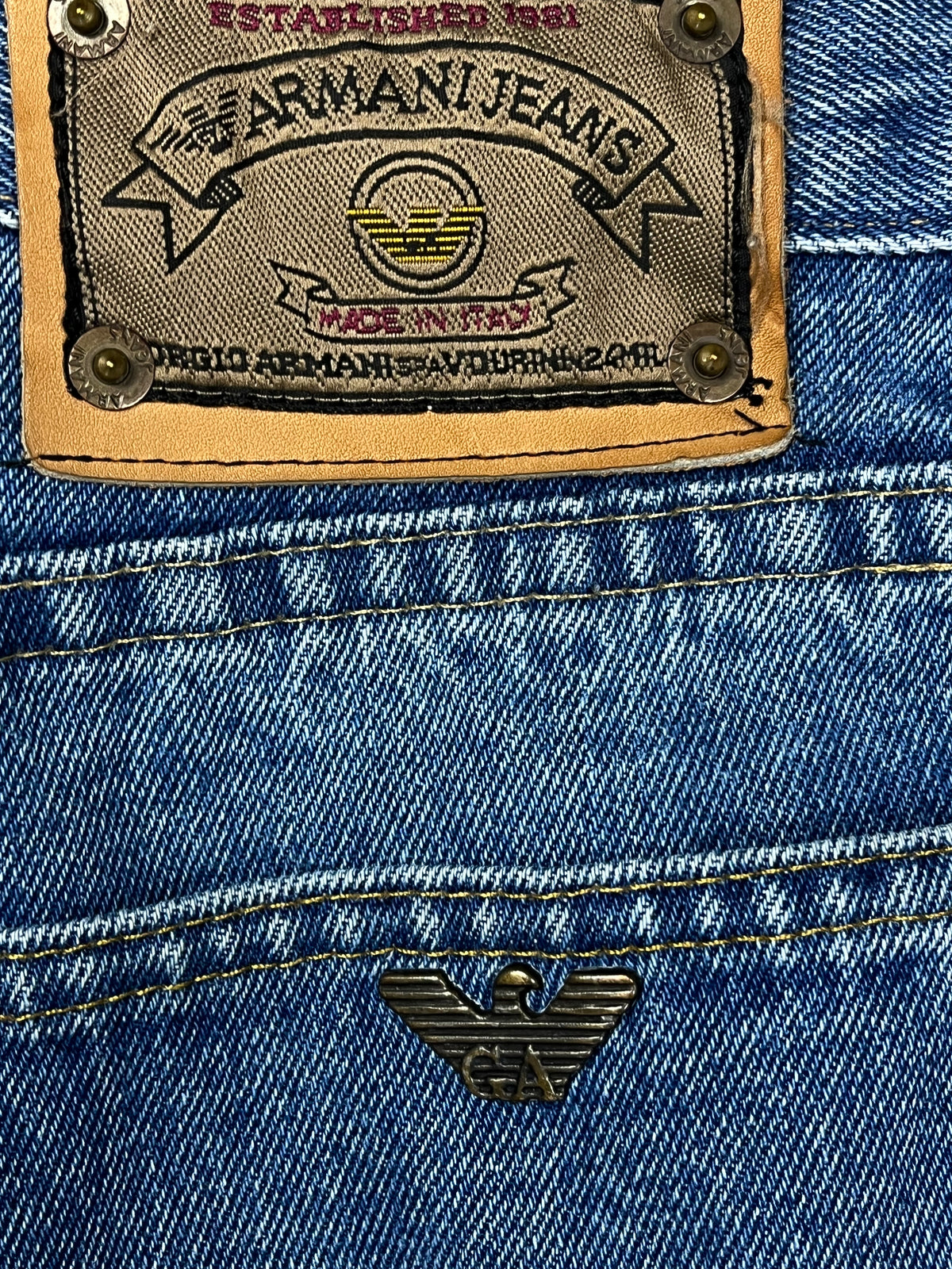 vintage Armani jeans {L}