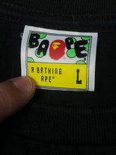 Load image into Gallery viewer, vintage BAPE a bathing ape t-shirt {L}
