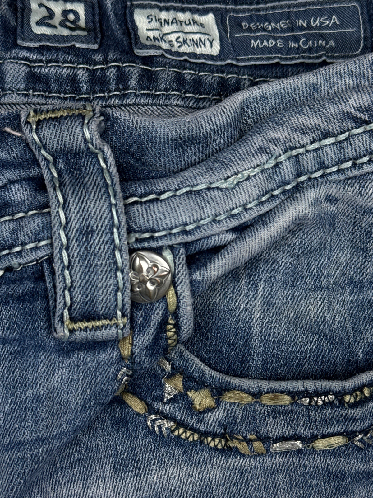 vintage Miss Me jeans {S}