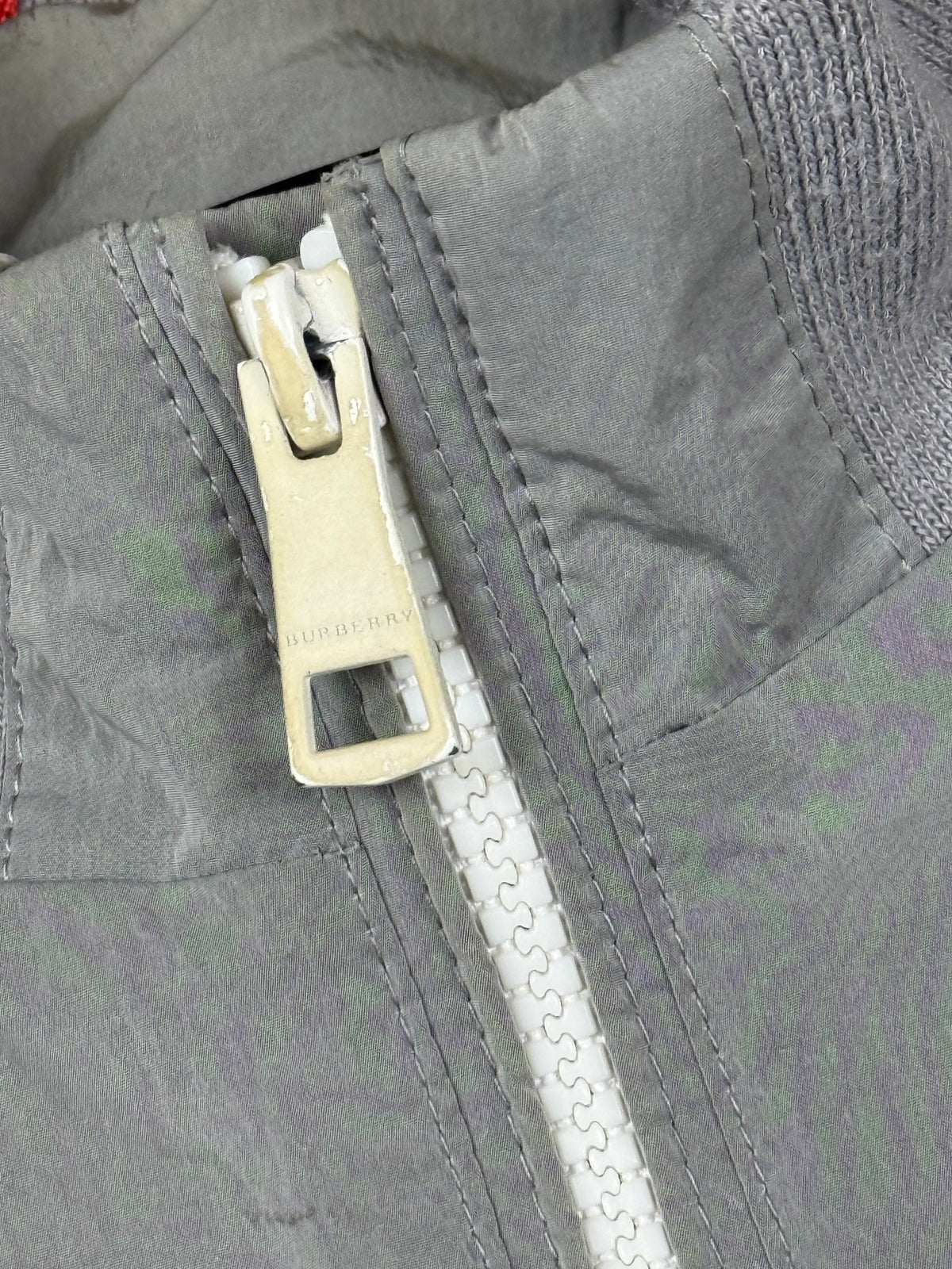 vintage Burberry Sport windbreaker {M}