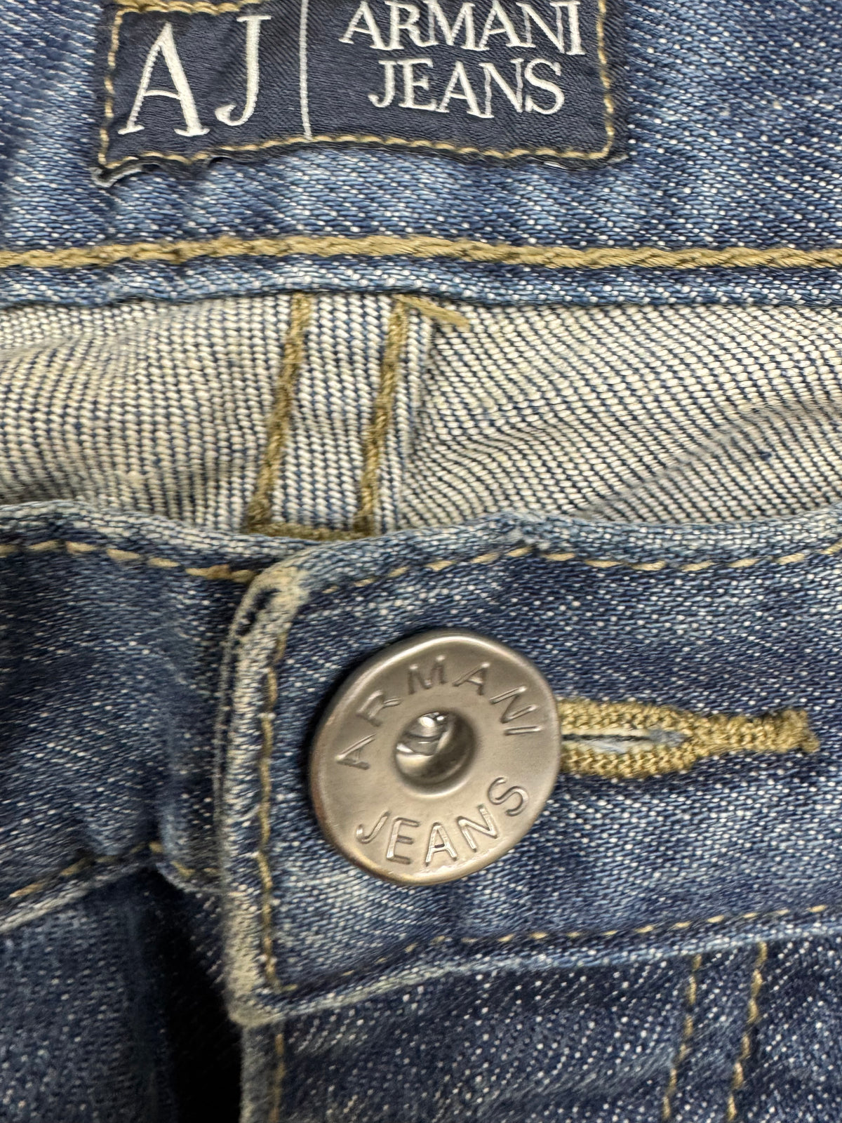 vintage Armani jeans {S}
