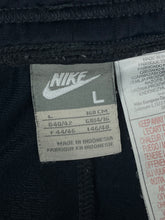 Carregar imagem no visualizador da galeria, vintage Nike joggingpants {M}
