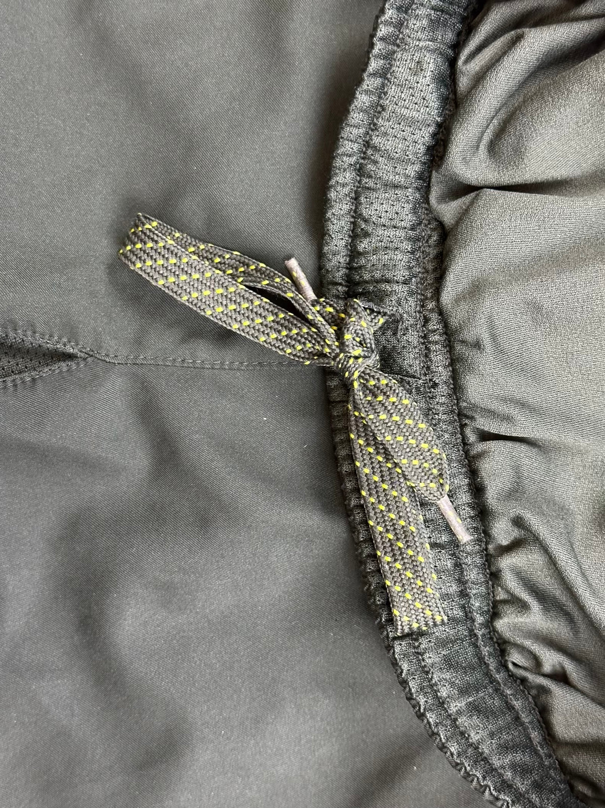 vintage Nike shorts {M}