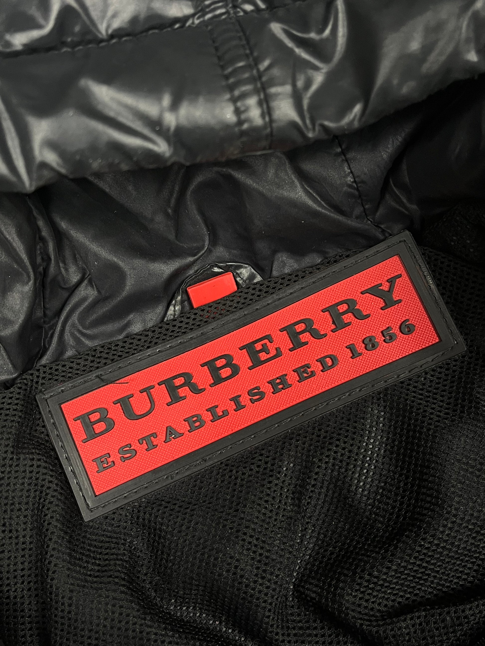 vintage Burberry winterjacket {M}