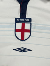 Carica l&#39;immagine nel visualizzatore di Gallery, vintage Umbro England 2003-2005 home jersey {XL#
