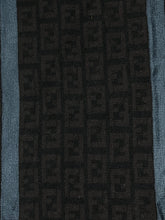 Charger l&#39;image dans la galerie, vintage Fendi scarf
