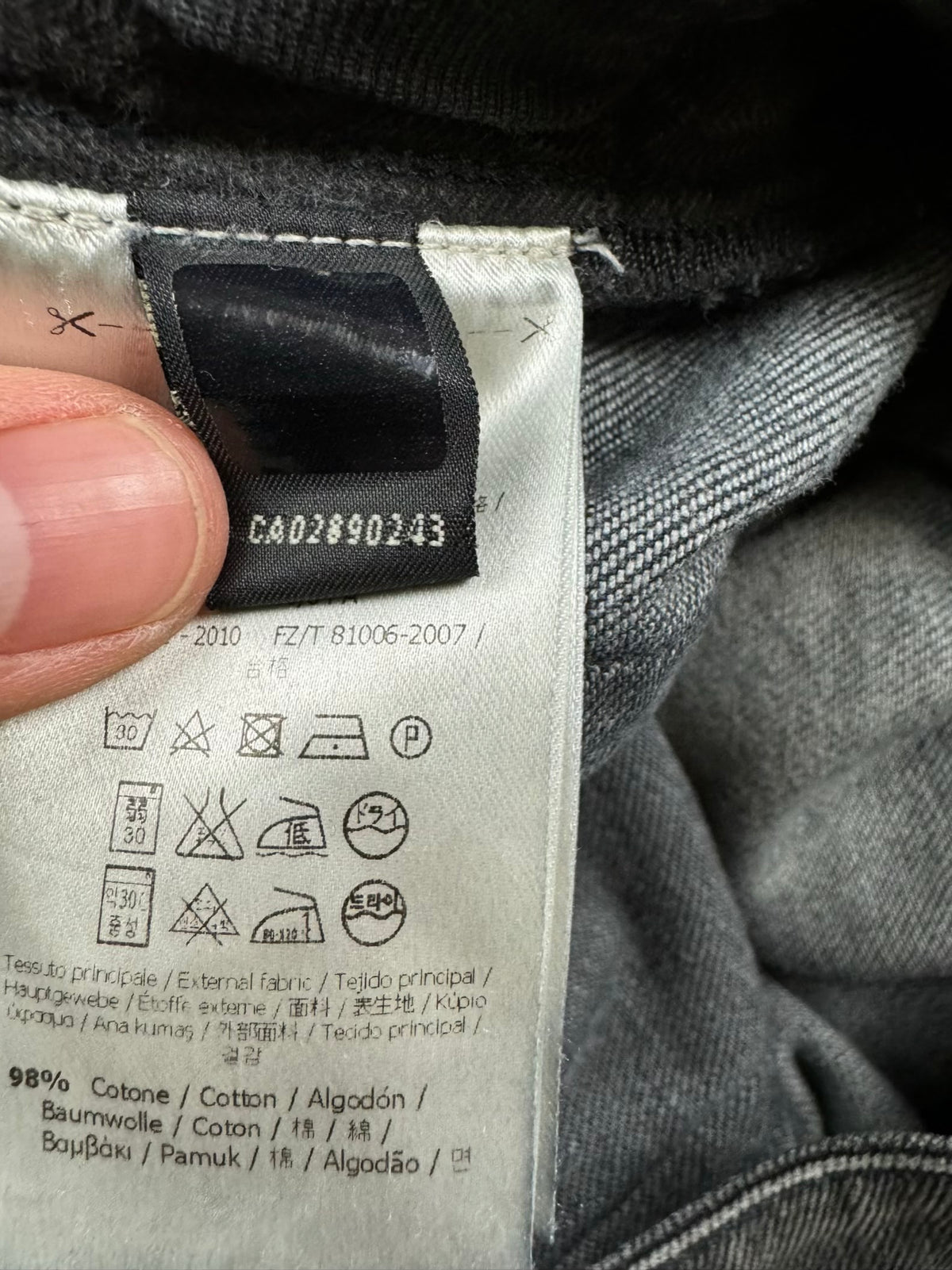 vintage Fendi jeans {M}