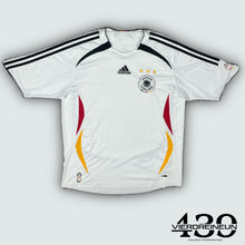 Cargar imagen en el visor de la galería, vintage Adidas Germany 2006 home jersey {XS}
