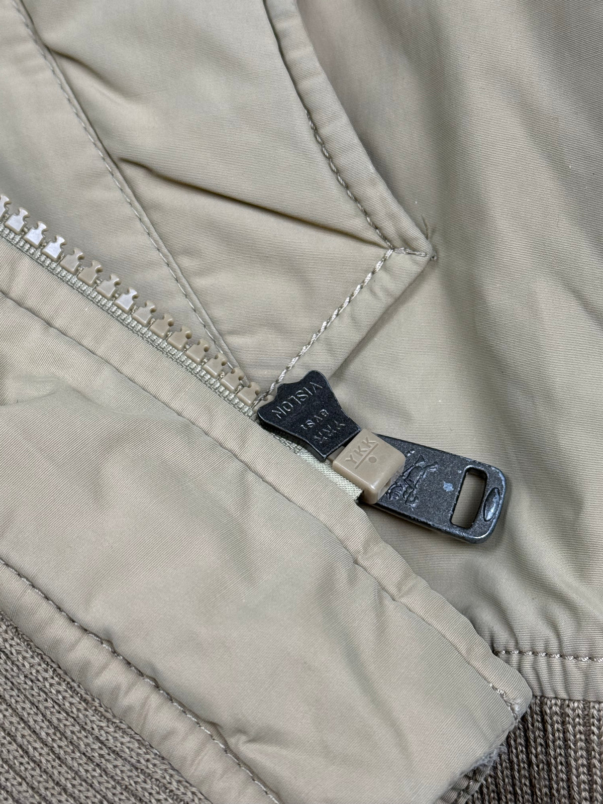 vintage Burberry winterjacket bomber {XL}