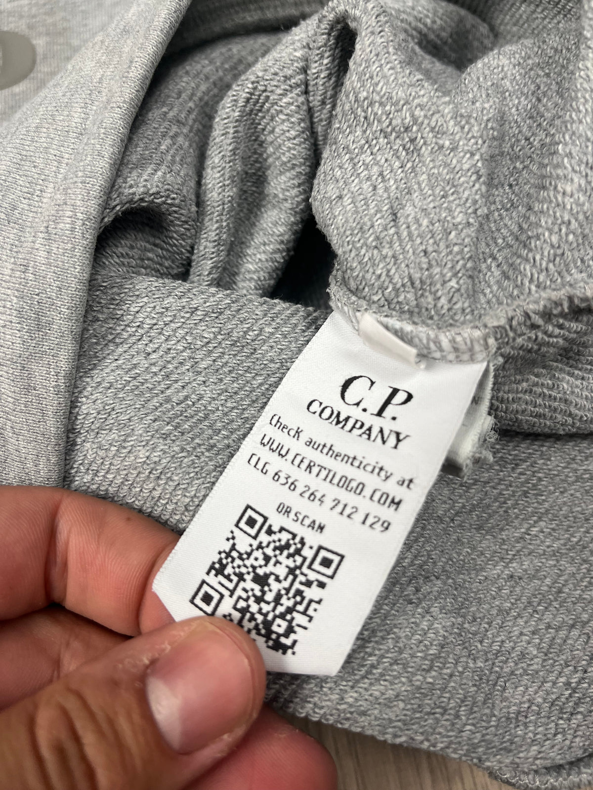 vintage C.P. COMPANY sweater {M}