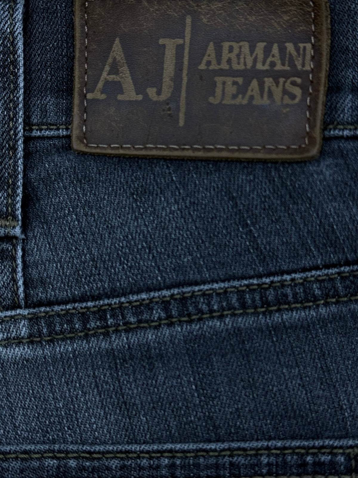 vintage Armani jeans {M}