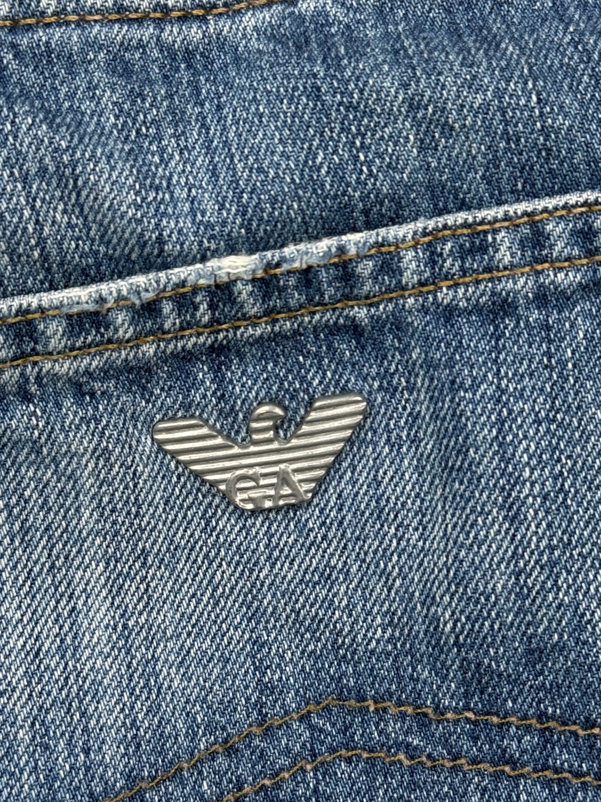 vintage Armani jeans {M}