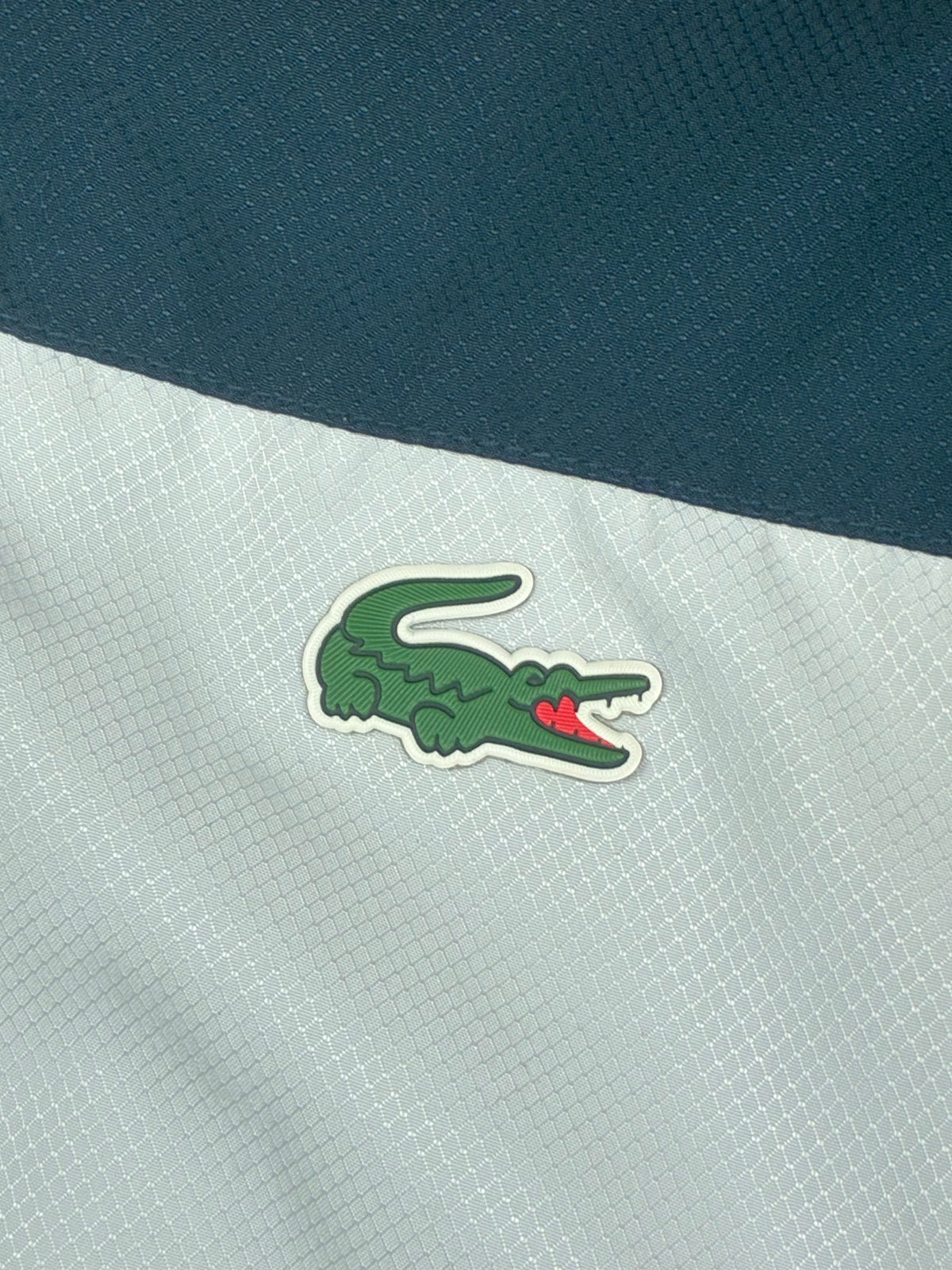 white Lacoste windbreaker {M}