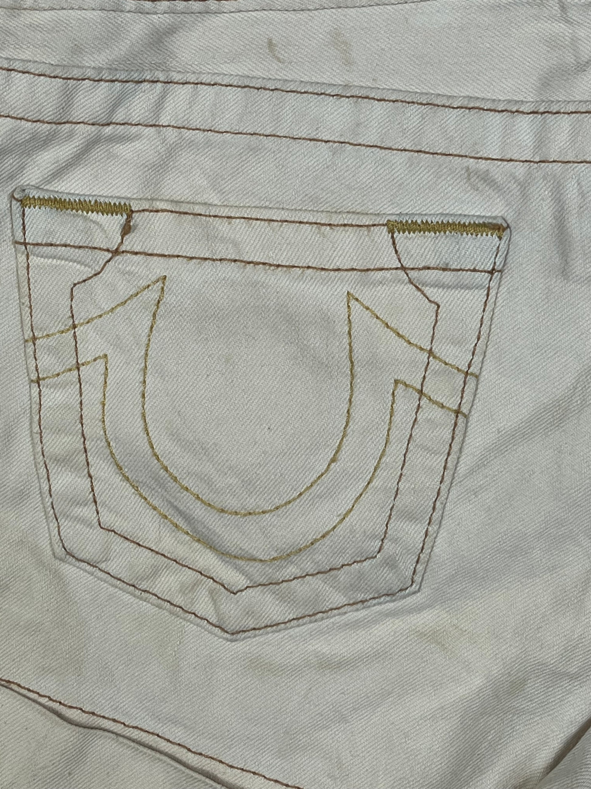 vintage True Religion shorts {M}