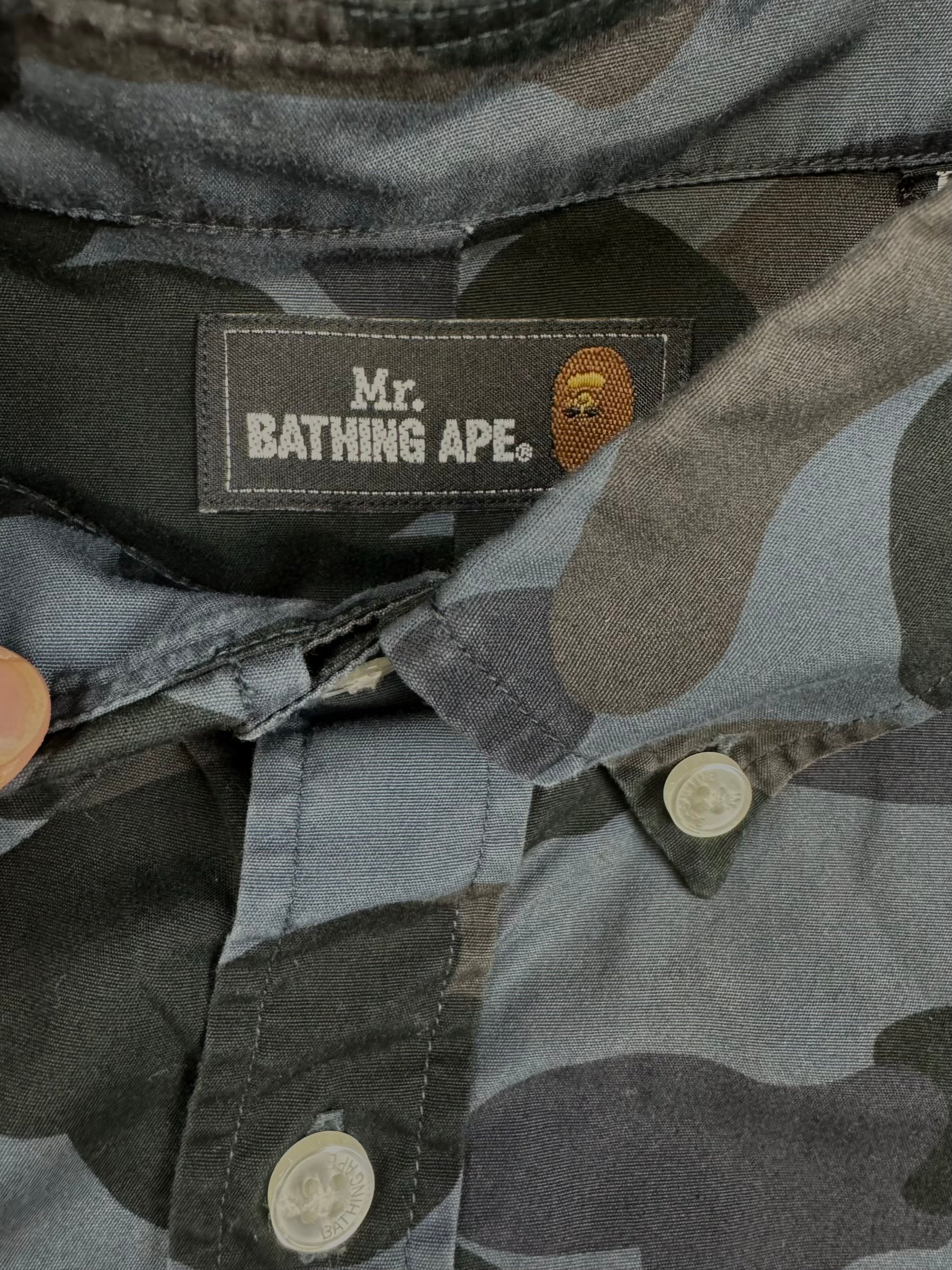 vintage BAPE a bathing ape shirt {M}