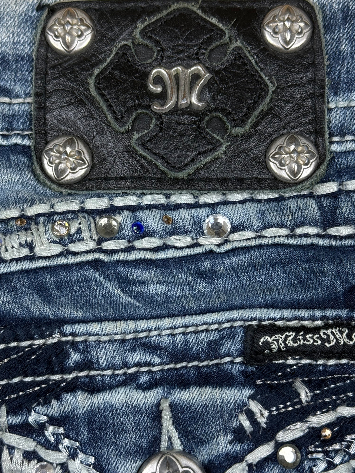 vintage Miss Me jeans {M}