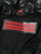 Charger l&#39;image dans la galerie, vintage Burberry winterjacket {XL}
