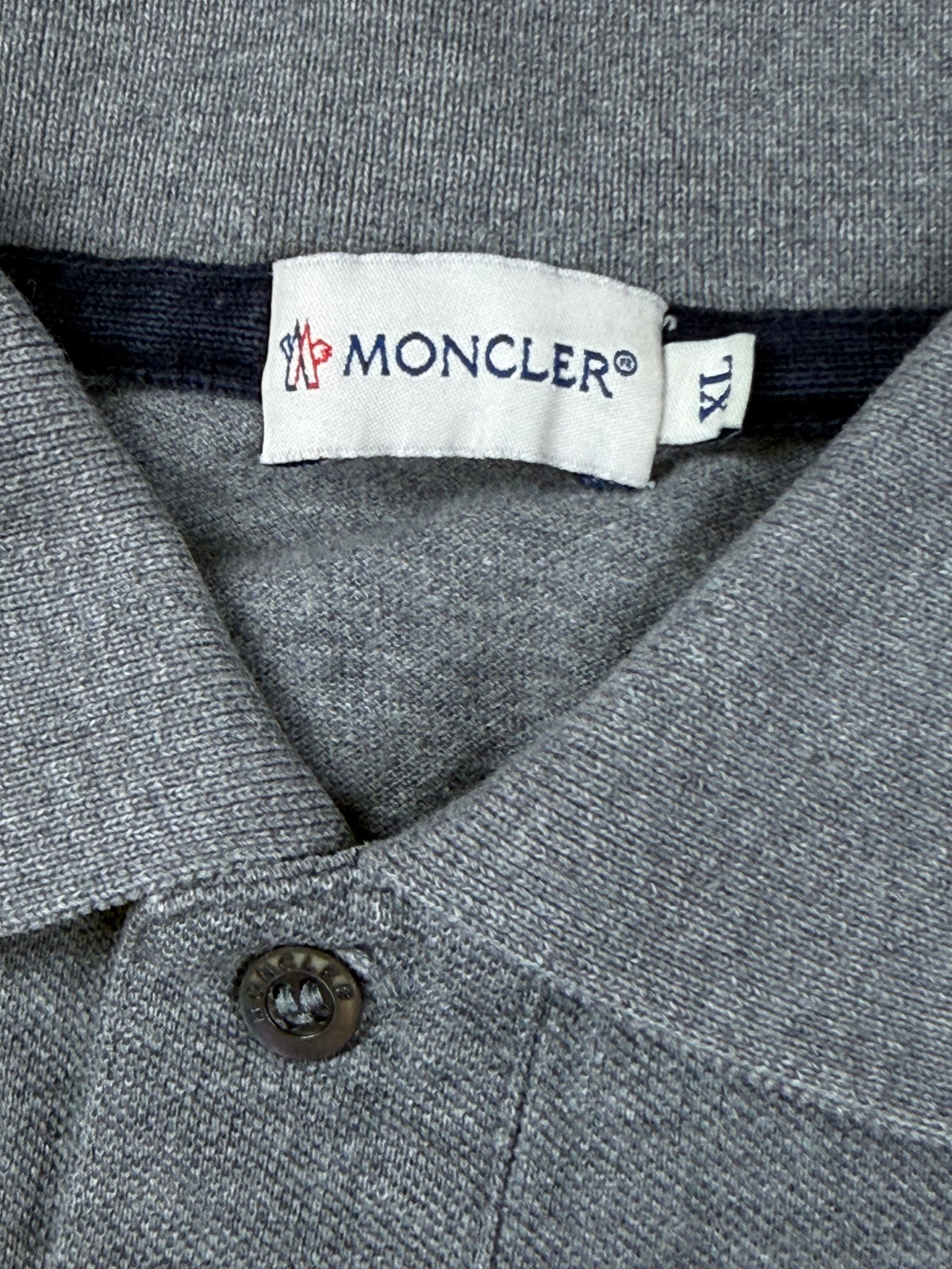 vintae Moncler polo long {M}