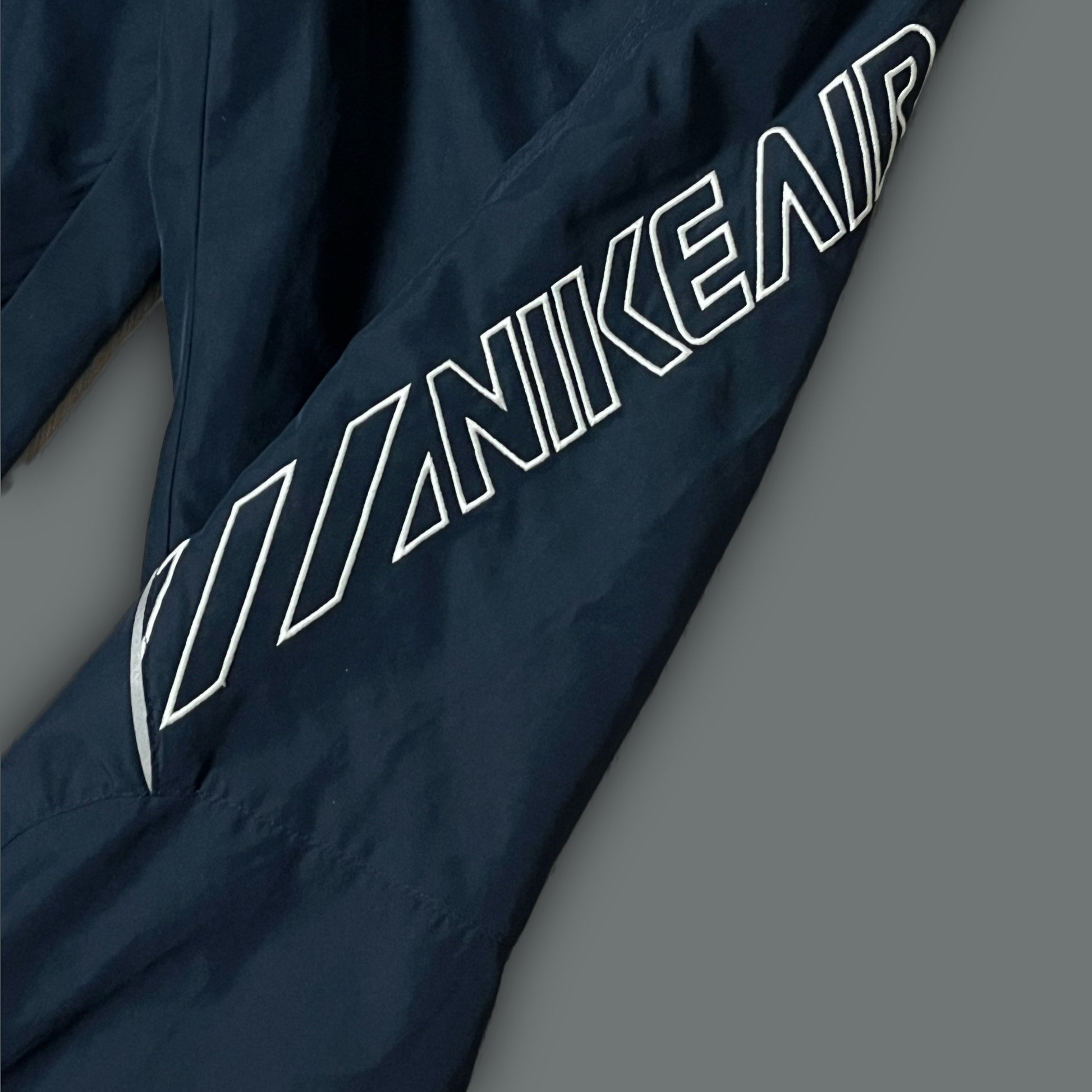 vintage Nike trackpants {L}