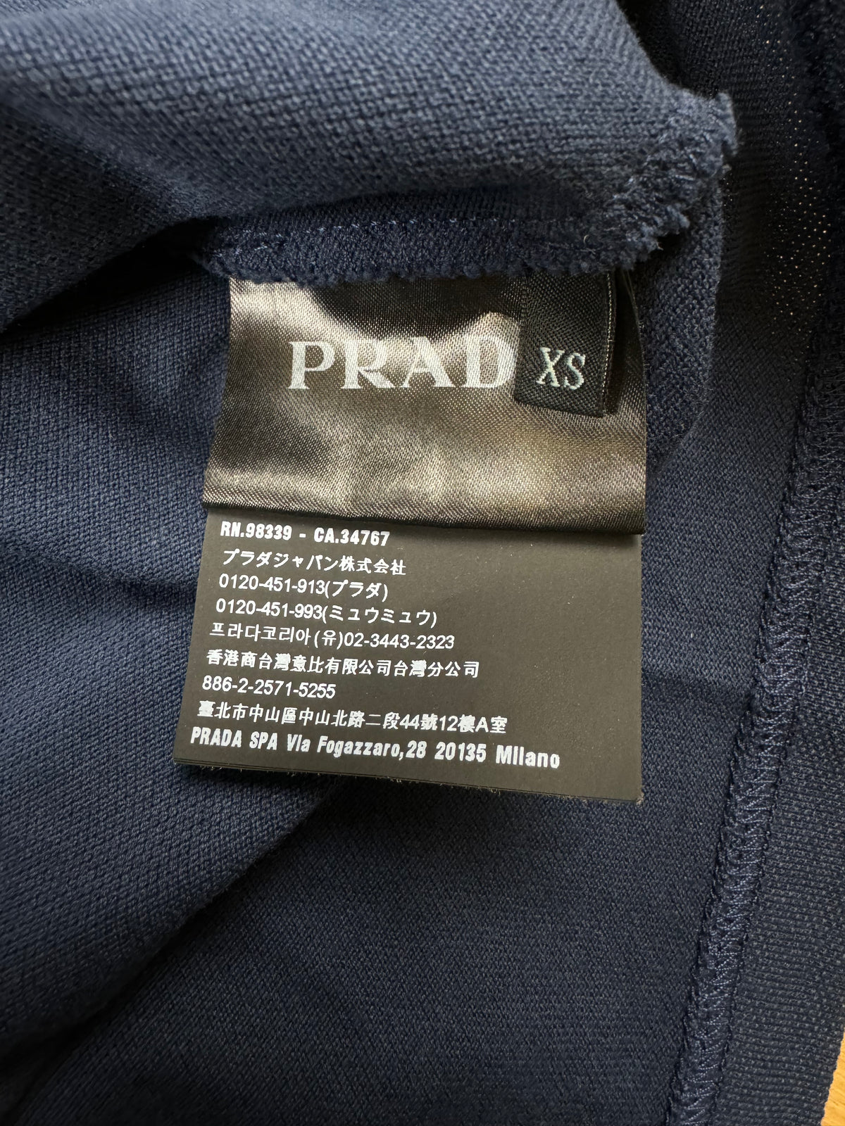 navyblue Prada polo {XS}