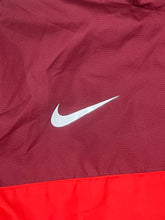 Carregar imagem no visualizador da galeria, vintage Nike Manchester United windbreaker {M}
