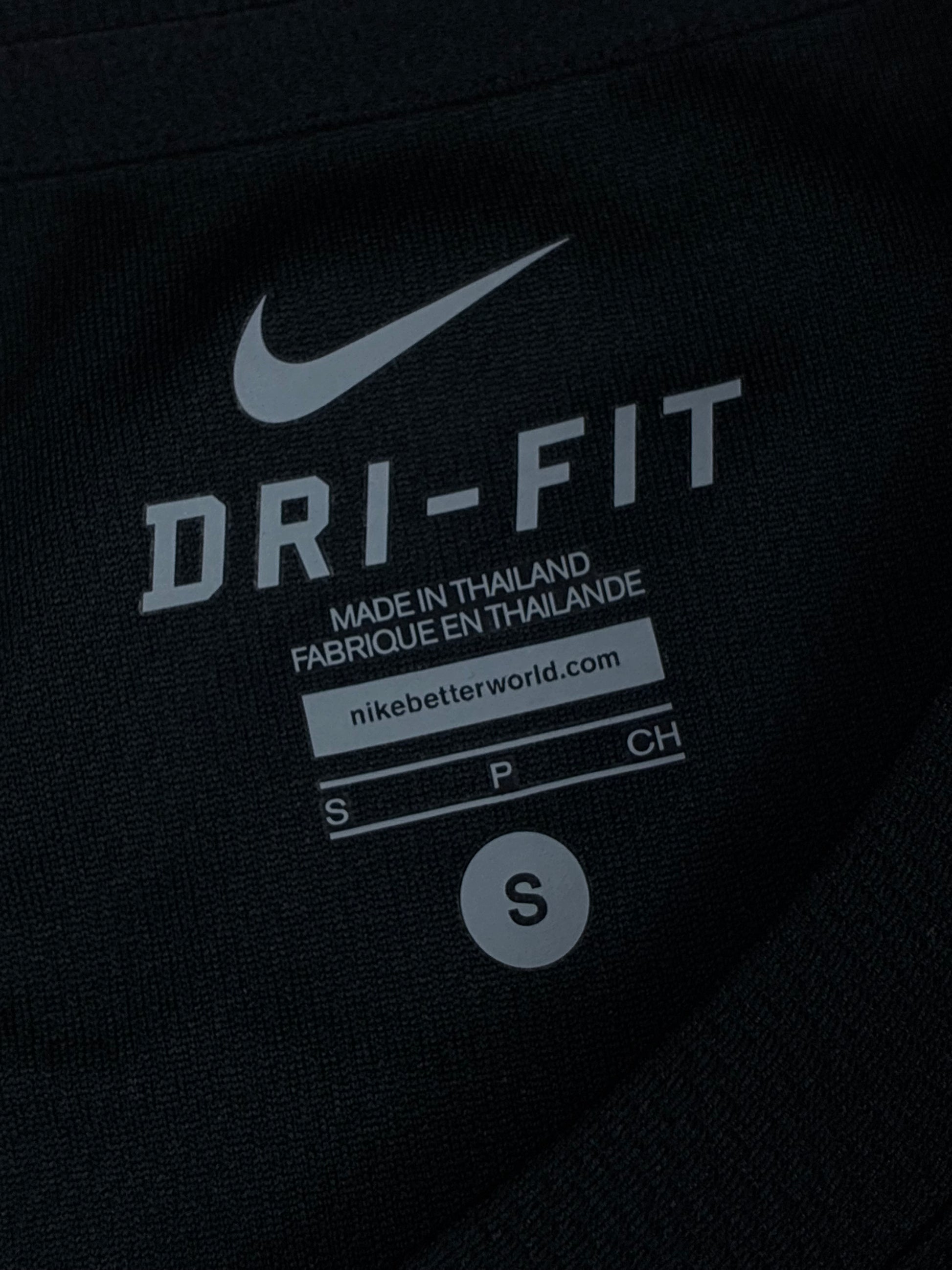 vintage Nike Juventus Turin trainingjersey {S}