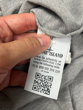 Cargar imagen en el visor de la galería, vintage Stone Island polo {S}
