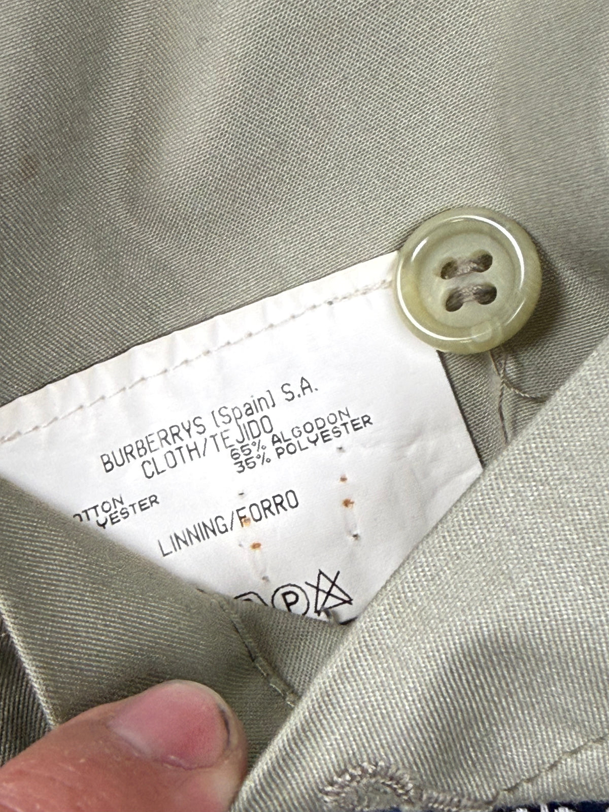 vintage Burberry harringtonjacket {XL}