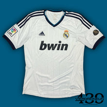 Cargar imagen en el visor de la galería, vintage Adidas Real Madrid 2012-2013 home jersey {L}
