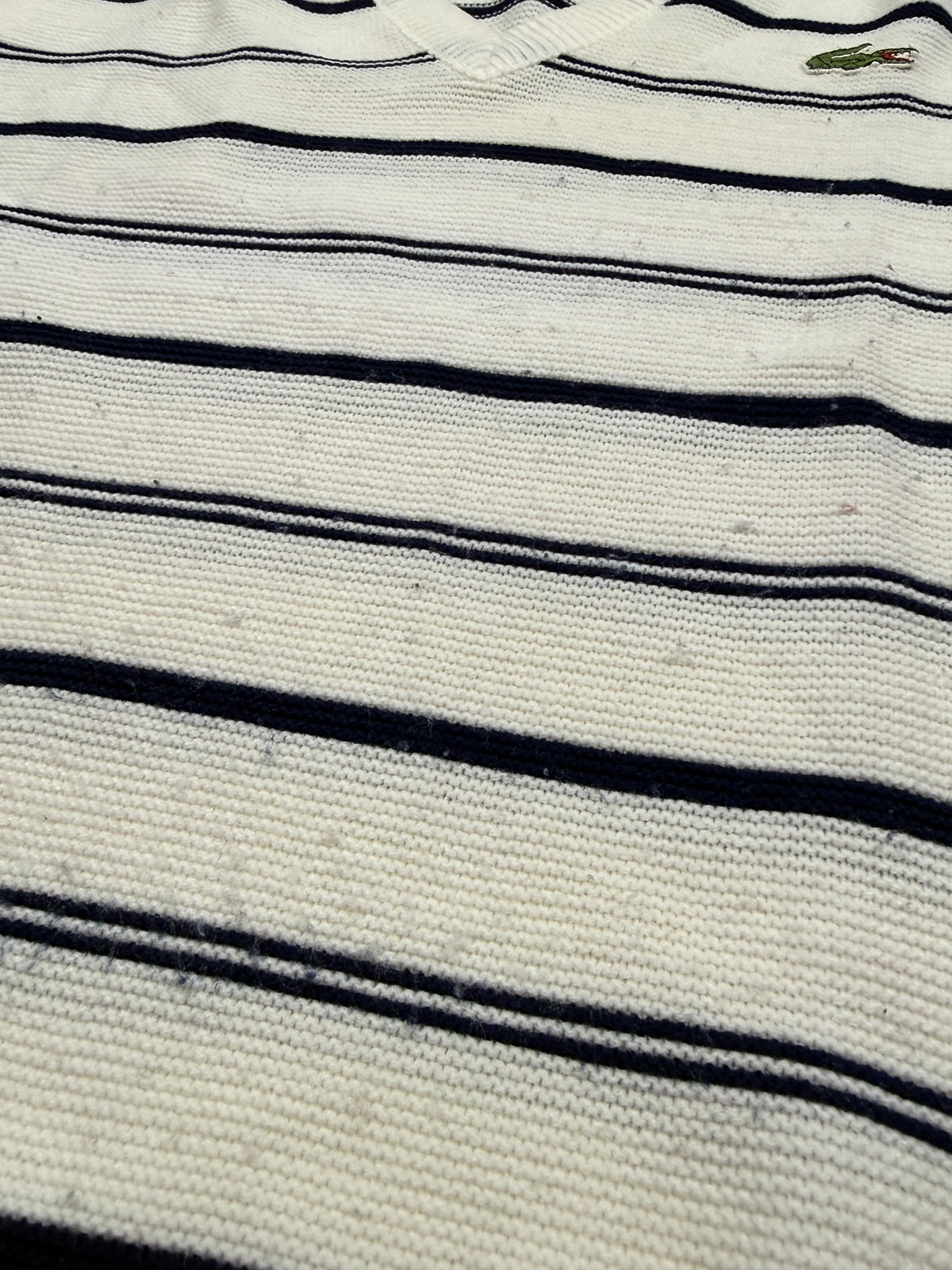 vintage Lacoste vest {M}
