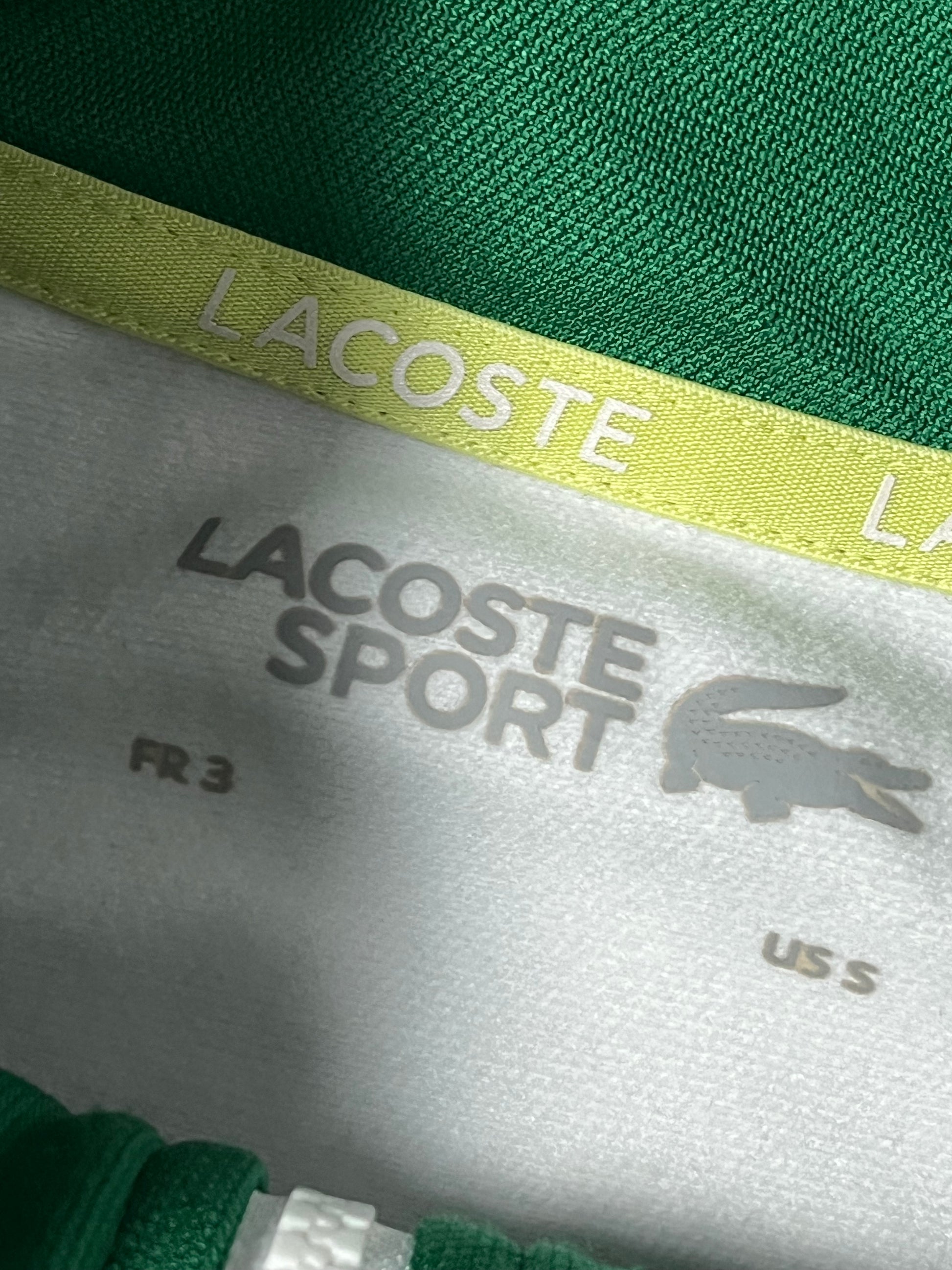 white Lacoste sweatjacket {S}