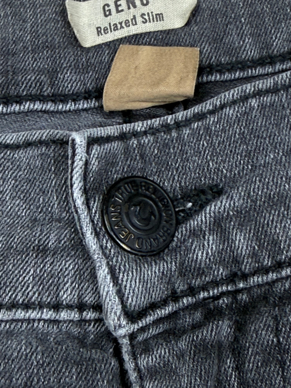 vintage True Religion jeans {XL}