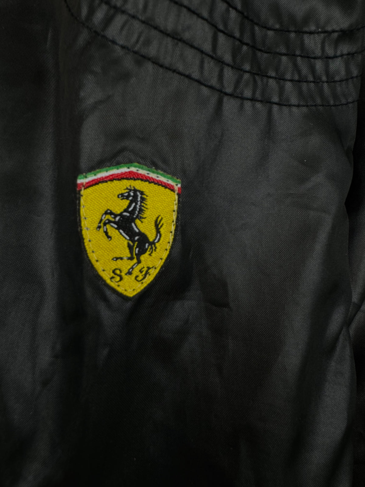 vintage Puma Ferrari windbreaker {M}