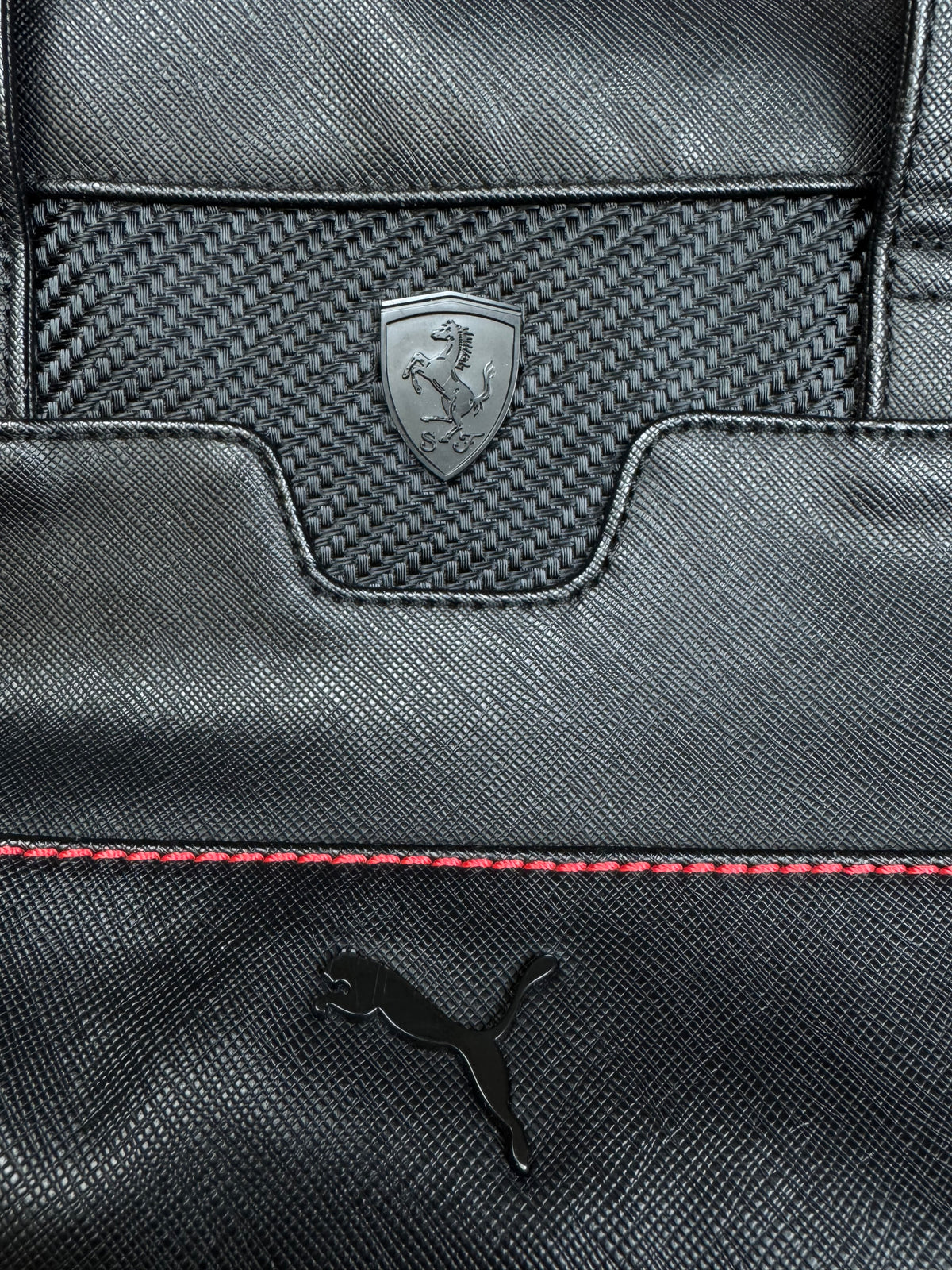 vintage Puma Ferrari shoulderbag