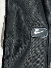 Carregar imagem no visualizador da galeria, vintage white Nike trackpants {L}
